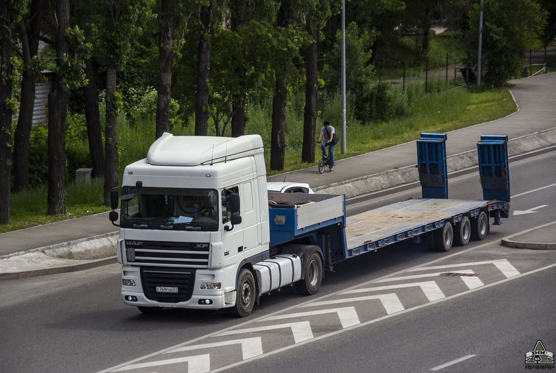 Алматы, № 749 FOB 02 — DAF XF105 FT