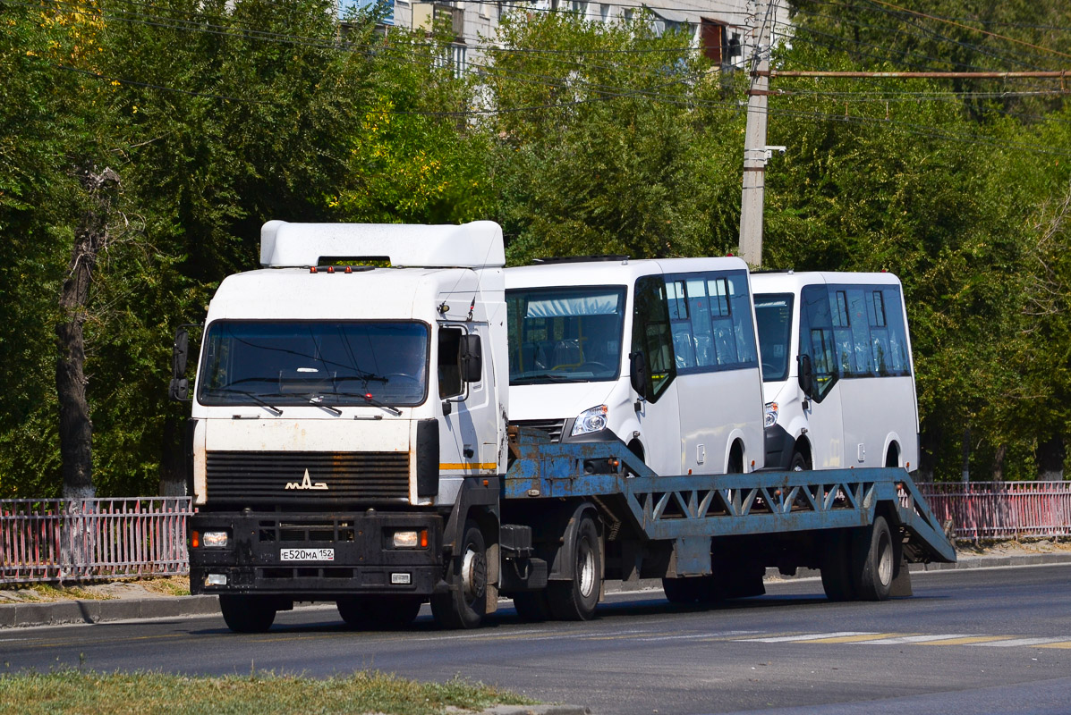 Нижегородская область, № Е 520 МА 152 — МАЗ-5440 (общая модель)