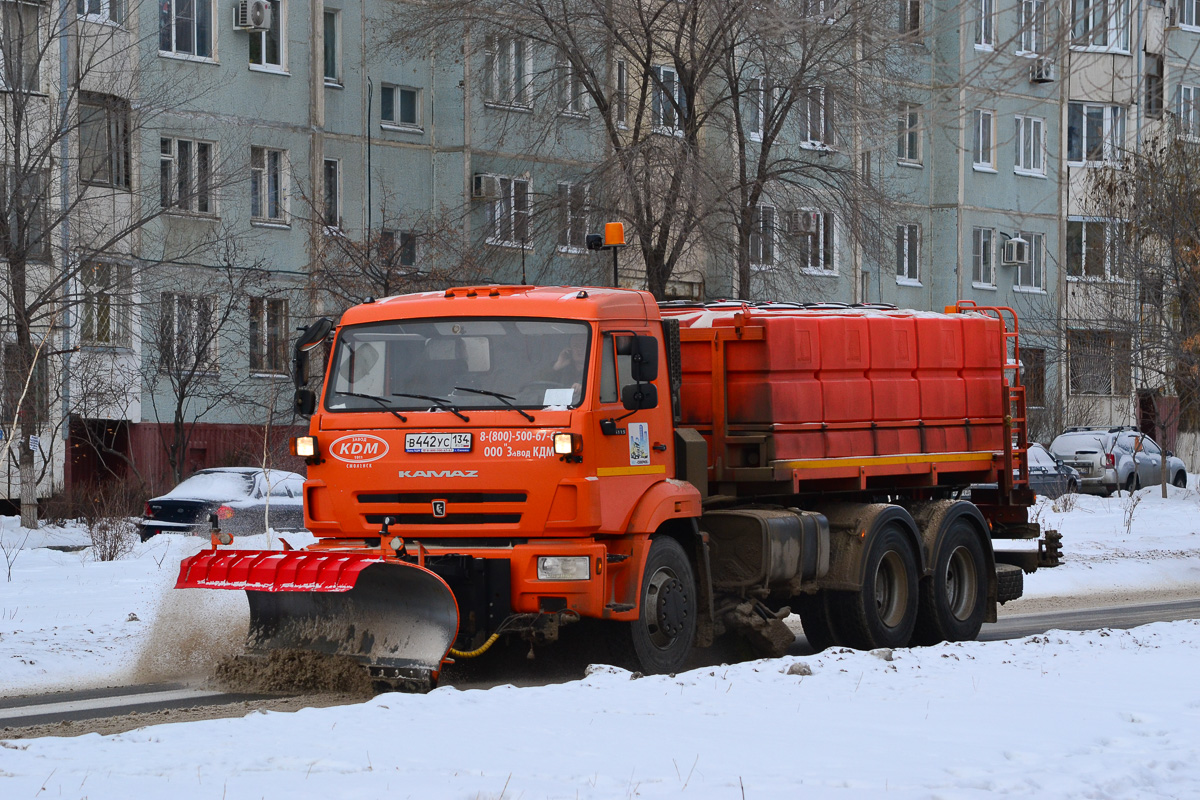 Волгоградская область, № В 442 УС 134 — КамАЗ-65115-42