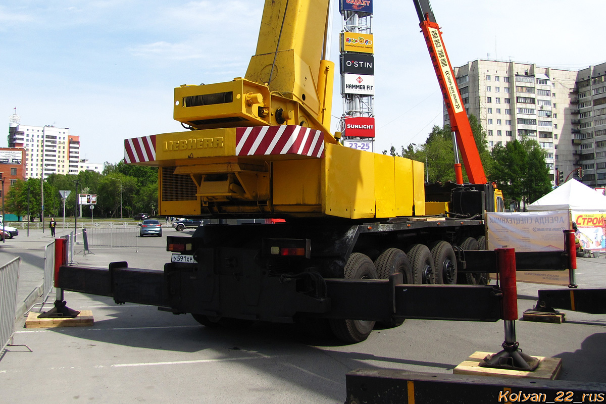 Алтайский край, № У 591 ХР 22 — Liebherr (общая модель)