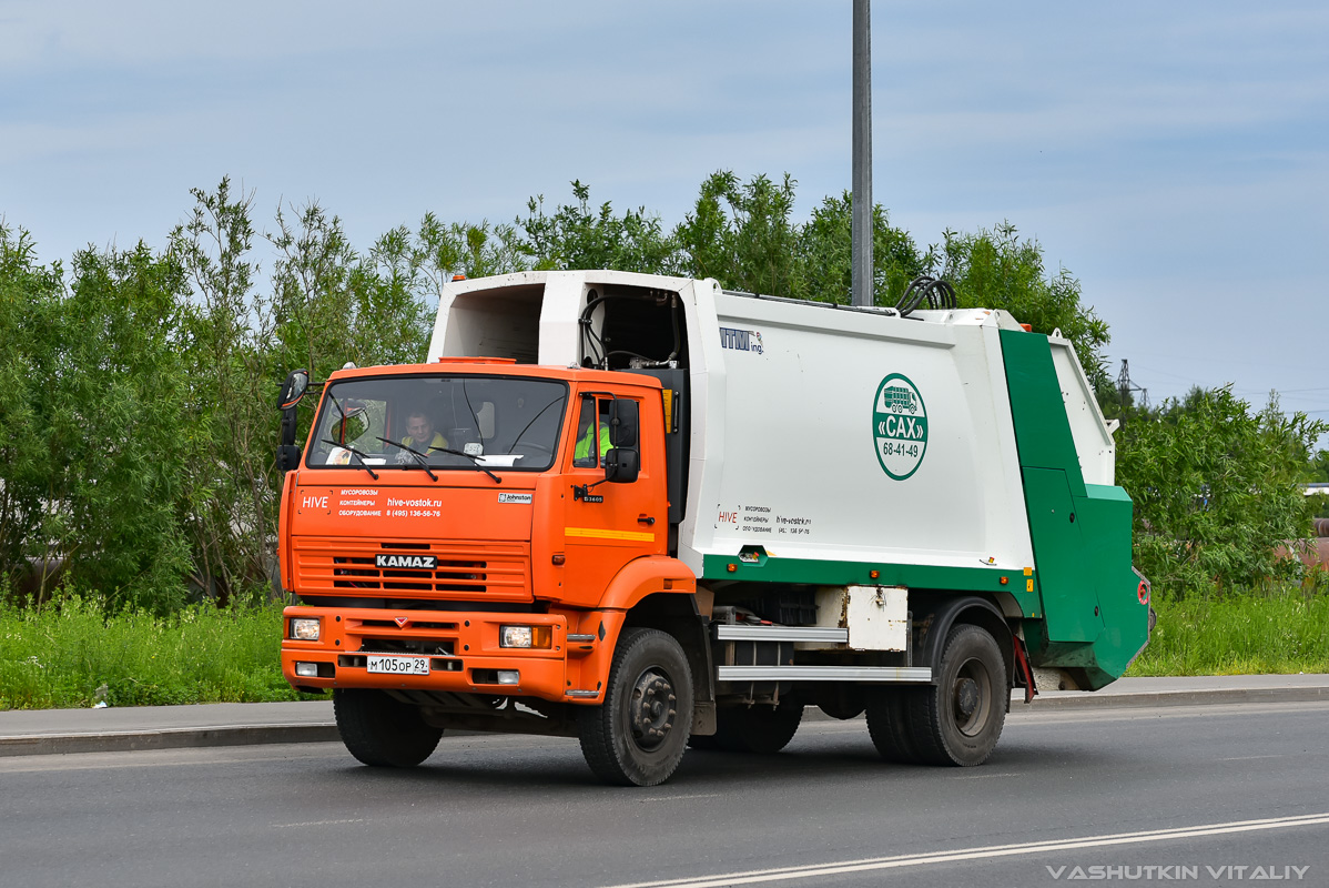 Архангельская область, № М 105 ОР 29 — КамАЗ-53605-D3