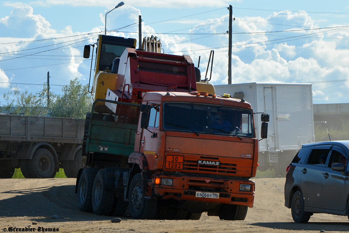 Саха (Якутия), № Е 406 ВУ 196 — КамАЗ-6460 [646000]