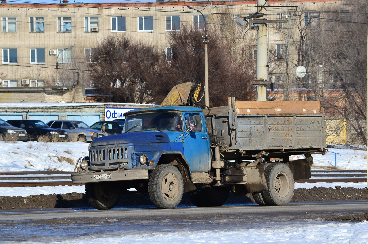 Волгоградская область, № О 182 РО 34 — ЗИЛ-130 (общая модель)