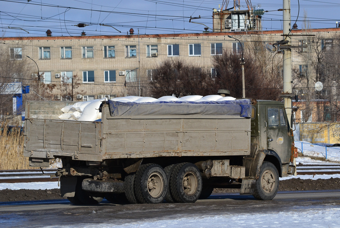 Волгоградская область, № Е 559 УР 34 — КамАЗ-5320