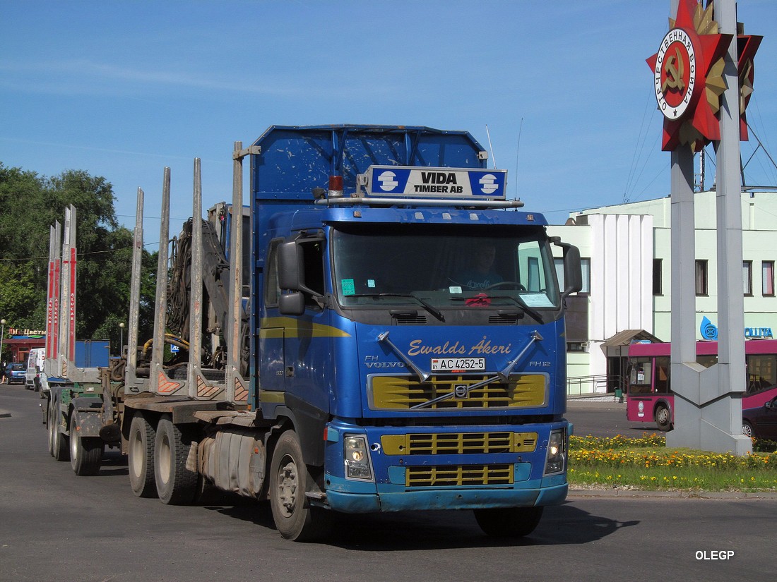 Минская область, № АС 4252-5 — Volvo ('2002) FH12.500