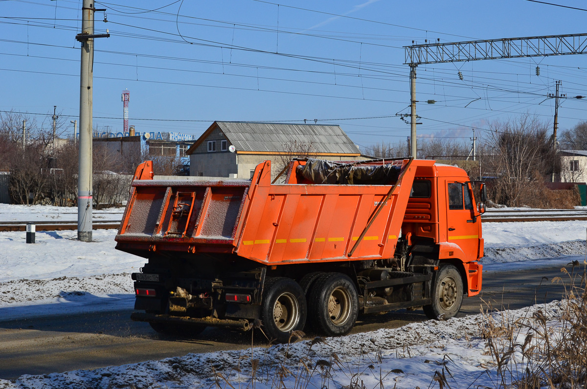 Волгоградская область, № В 365 УС 134 — КамАЗ-65115-42