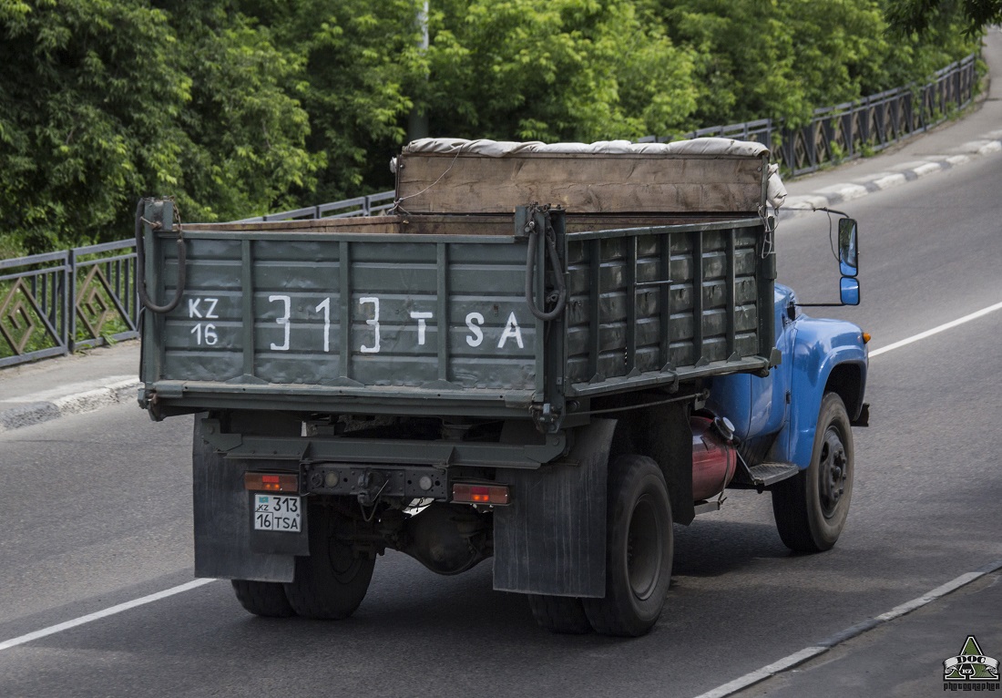 Восточно-Казахстанская область, № 313 TSA 16 — ЗИЛ-495710