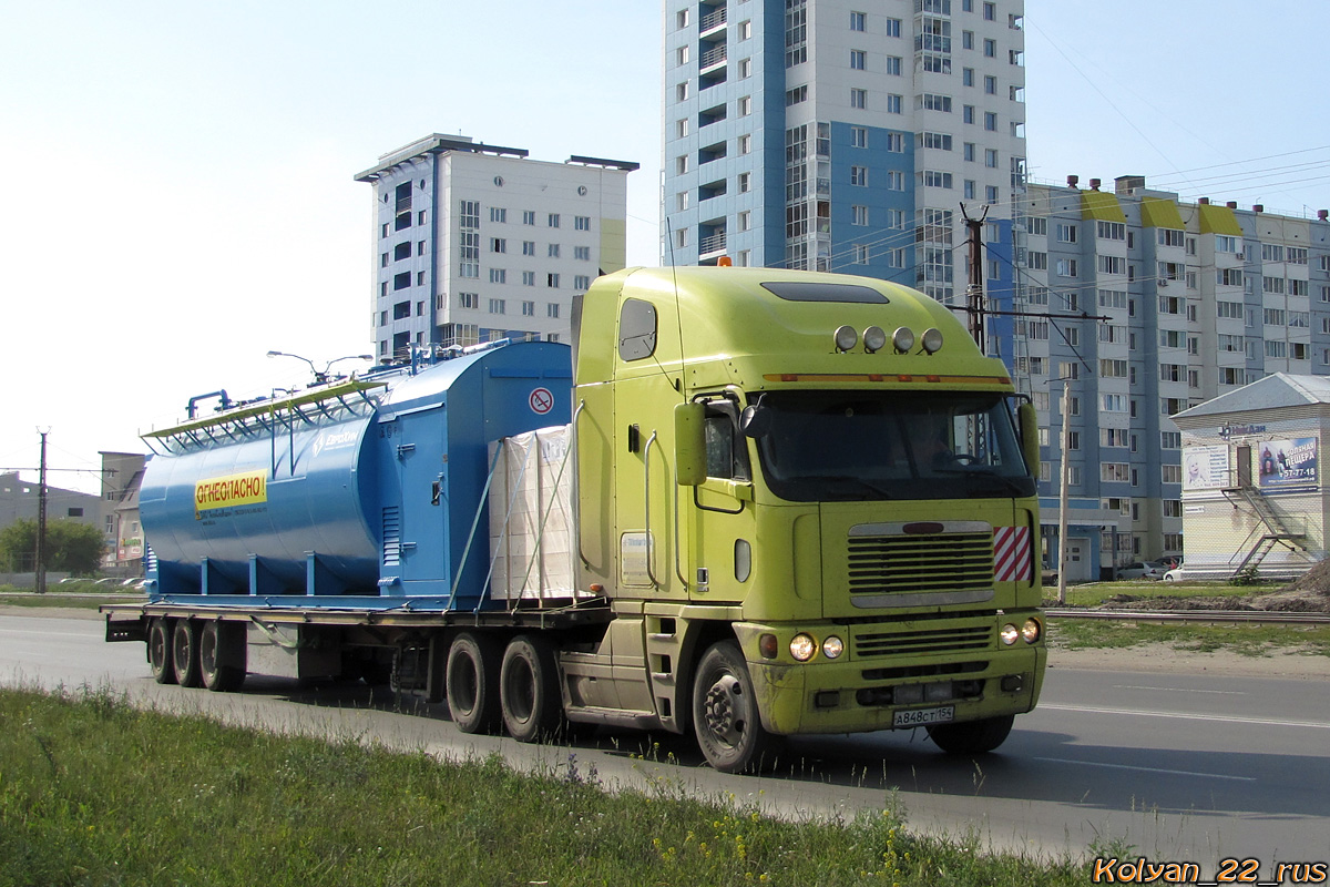 Новосибирская область, № А 848 СТ 154 — Freightliner Argosy
