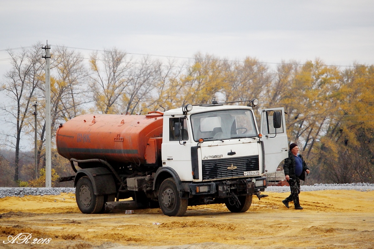 Воронежская область, № У 232 ОХ 69 — МАЗ-5337A2