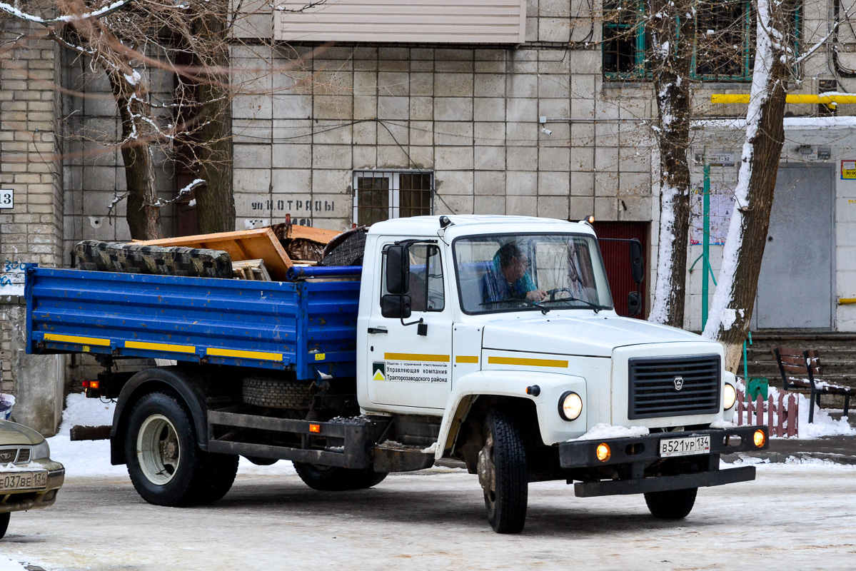 Волгоградская область, № В 521 УР 134 — ГАЗ-3309