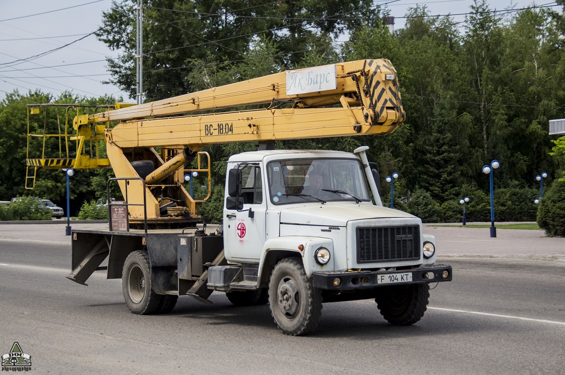 Восточно-Казахстанская область, № F 104 KT — ГАЗ-3309