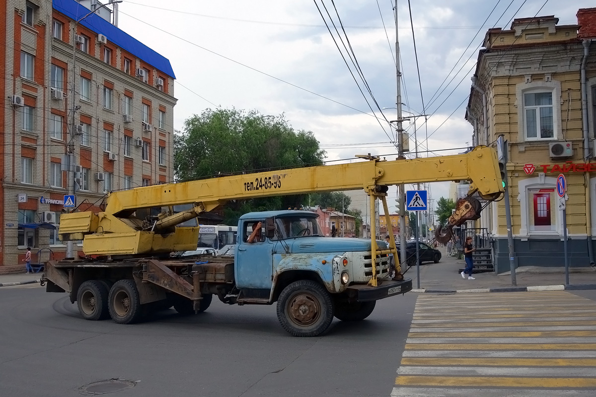 Саратовская область, № Н 082 УТ 64 — ЗИЛ-133ГЯ