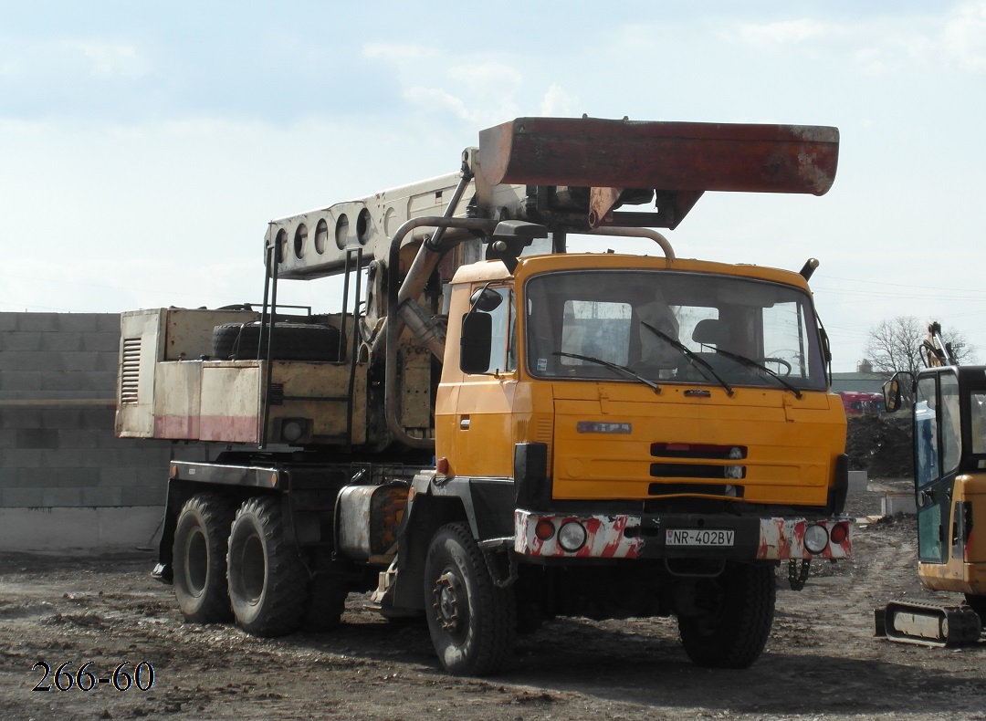 Словакия, № NR-402BV — Tatra 815 P17