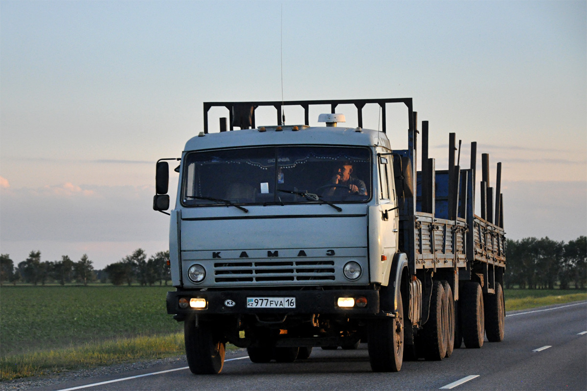 Восточно-Казахстанская область, № 977 FVA 16 — КамАЗ-53212