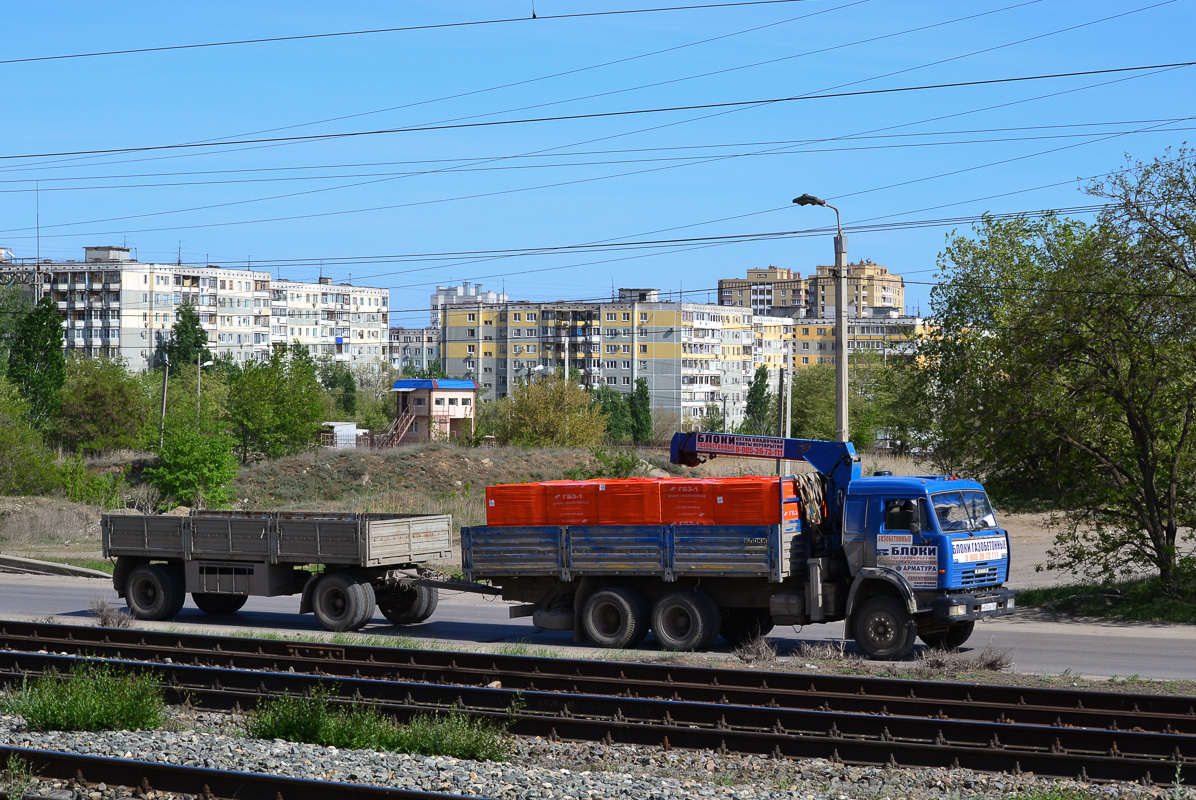 Волгоградская область, № В 833 АА 134 — КамАЗ-53229-15 [53229R]