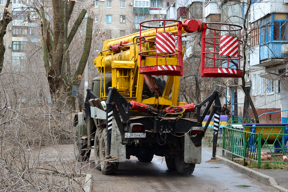 Волгоградская область, № В 261 УК 34 — ЗИЛ-131