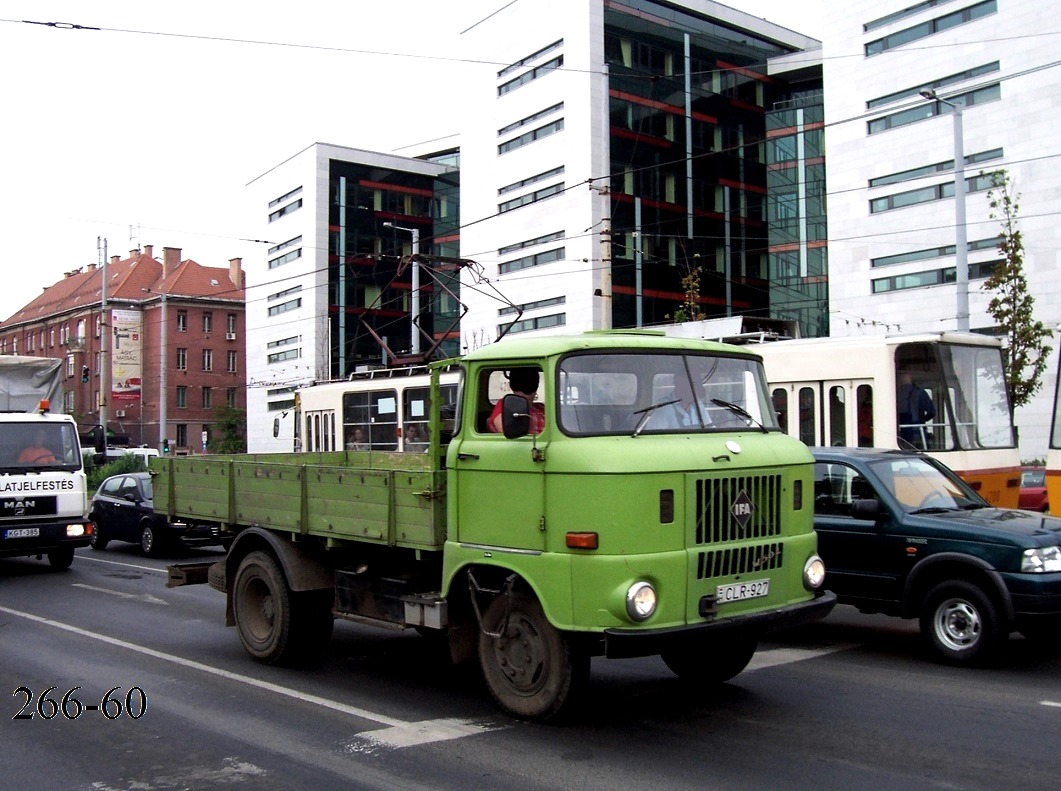 Венгрия, № CLR-927 — IFA W50L