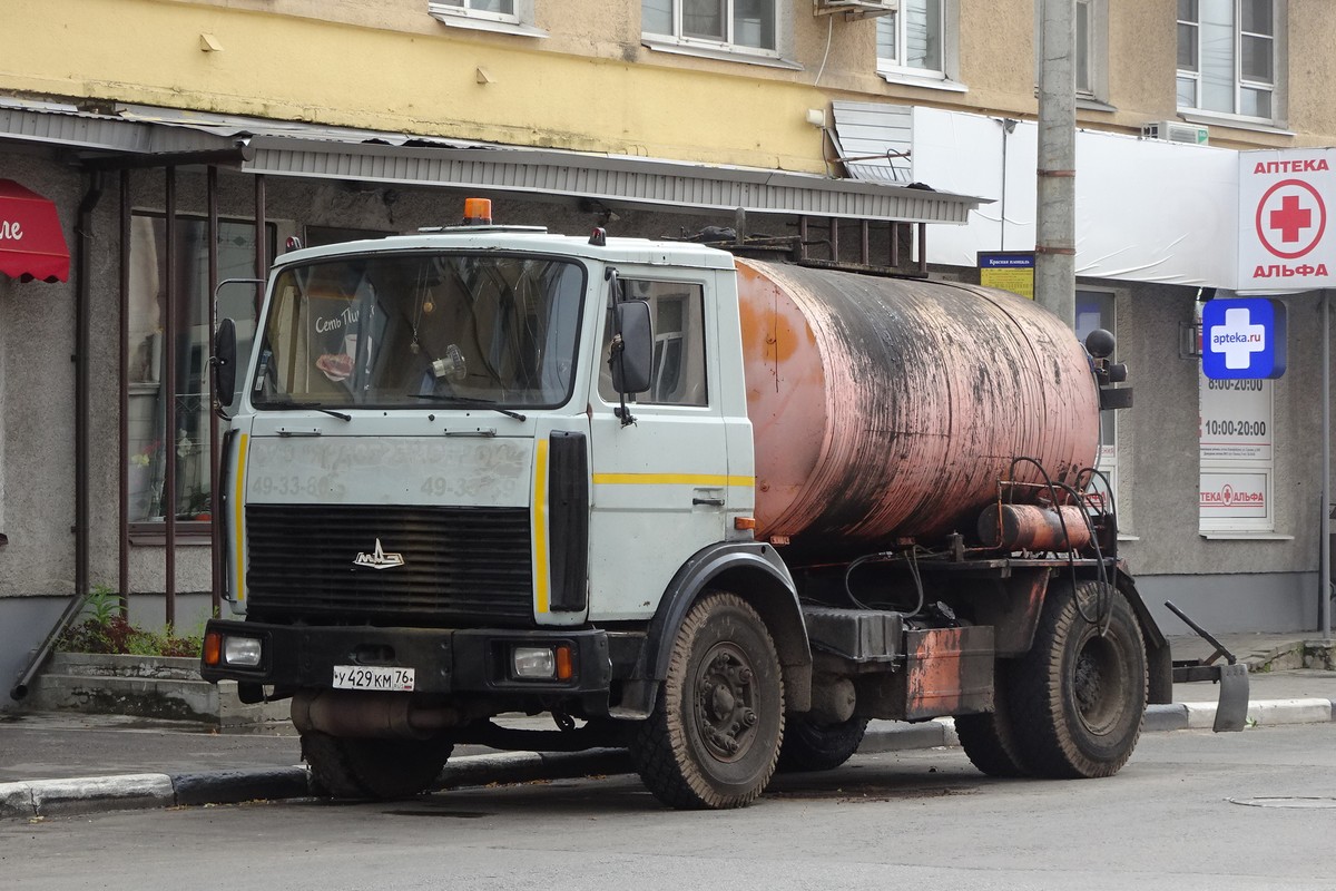 Ярославская область, № У 429 КМ 76 — МАЗ-555102