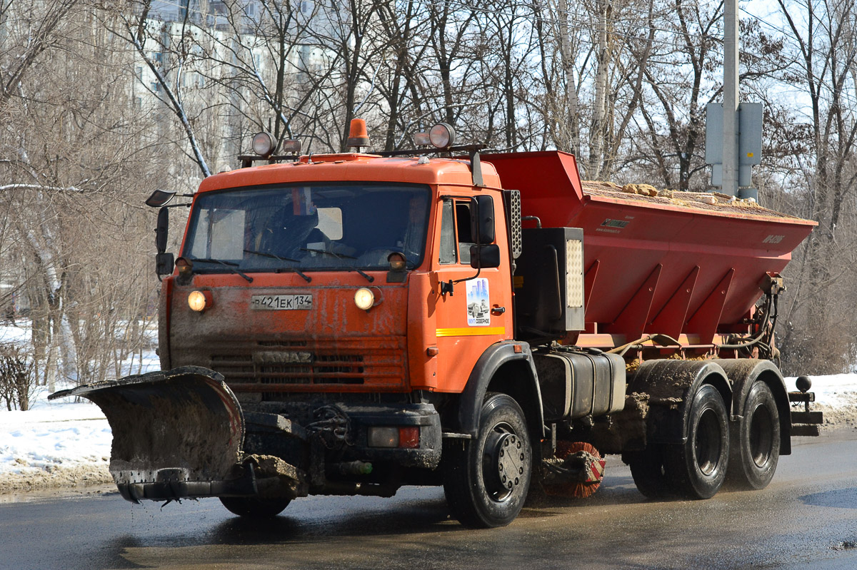 Волгоградская область, № В 421 ЕК 134 — КамАЗ-65115-62