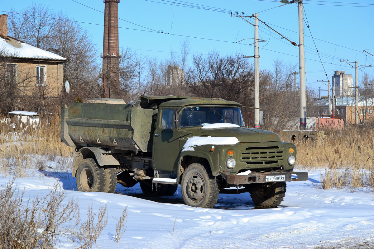 Волгоградская область, № Р 705 ВЕ 34 — ЗИЛ-495710