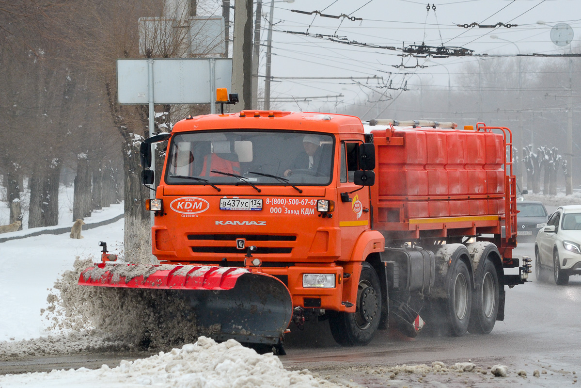 Волгоградская область, № В 437 УС 134 — КамАЗ-65115-42