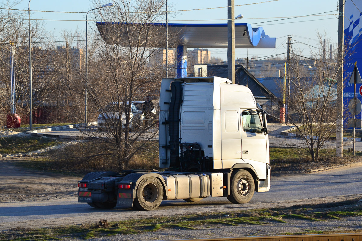 Смоленская область, № А 039 ВВ 67 — Volvo ('2008) FH.460