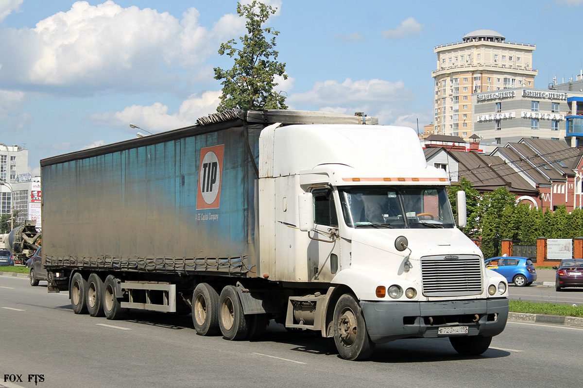 Московская область, № Е 723 МА 190 — Freightliner Century Class