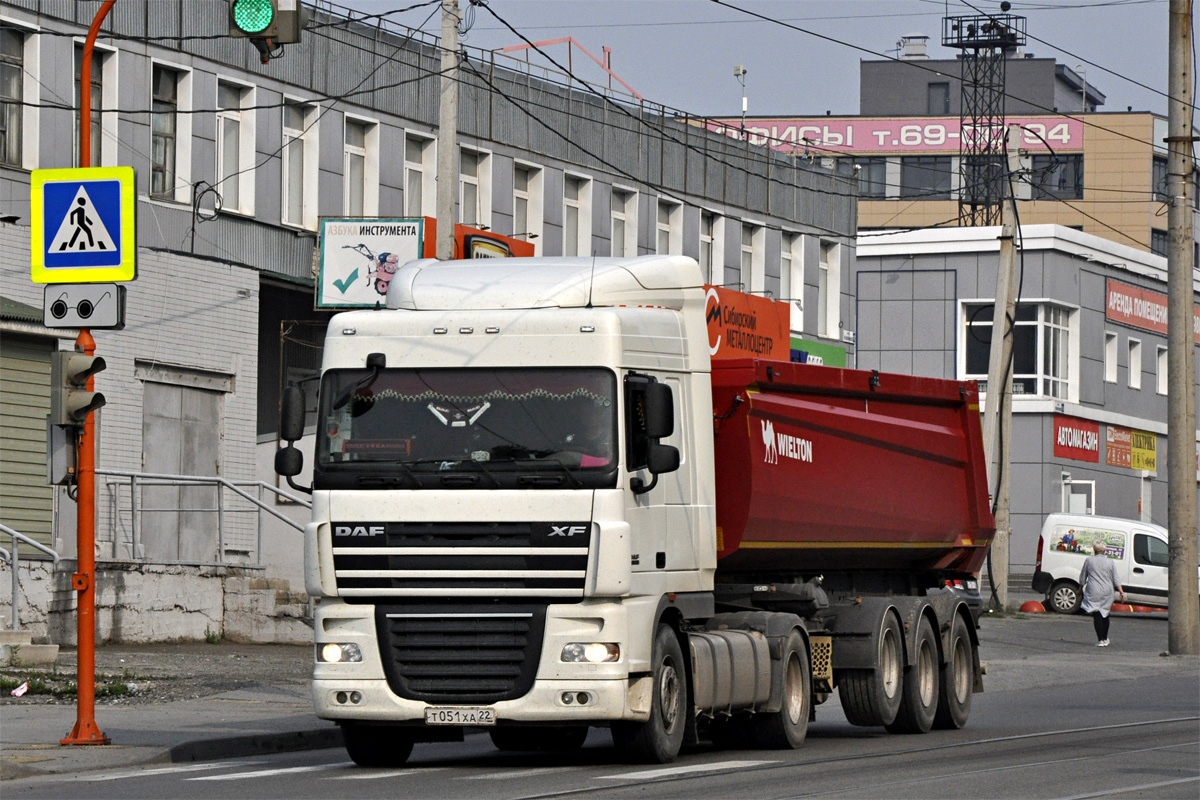 Алтайский край, № Т 051 ХА 22 — DAF XF105 FT