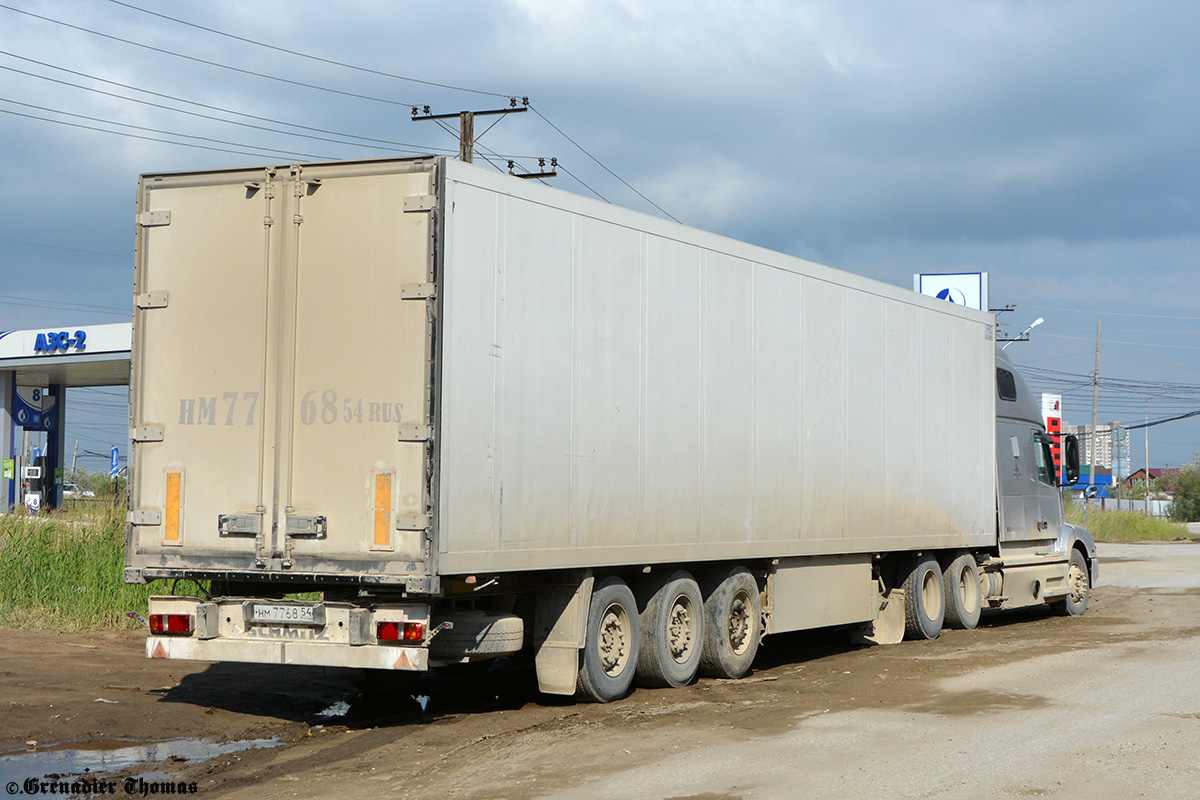 Новосибирская область, № Р 117 КР 54 — Volvo VNL660