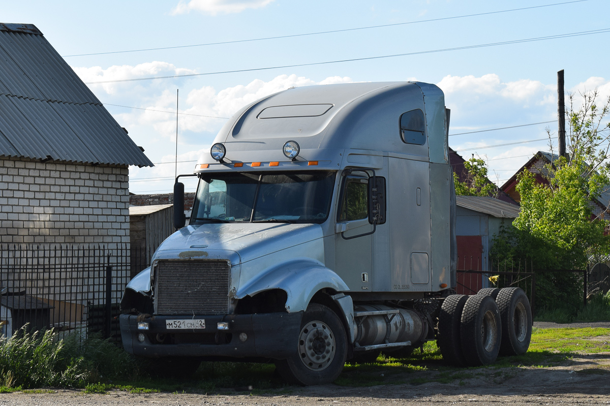 Кемеровская область, № М 521 СМ 42 — Freightliner Columbia