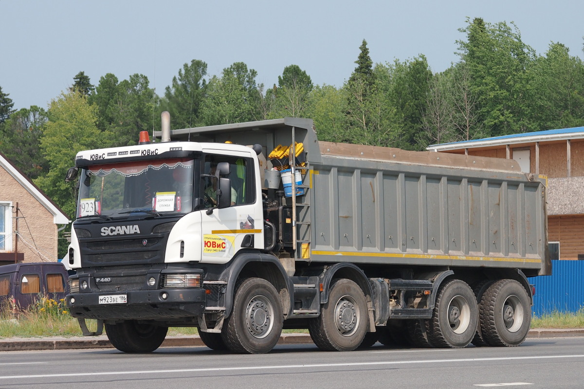 Ханты-Мансийский автоном.округ, № М 923 ВЕ 186 — Scania ('2011) P440