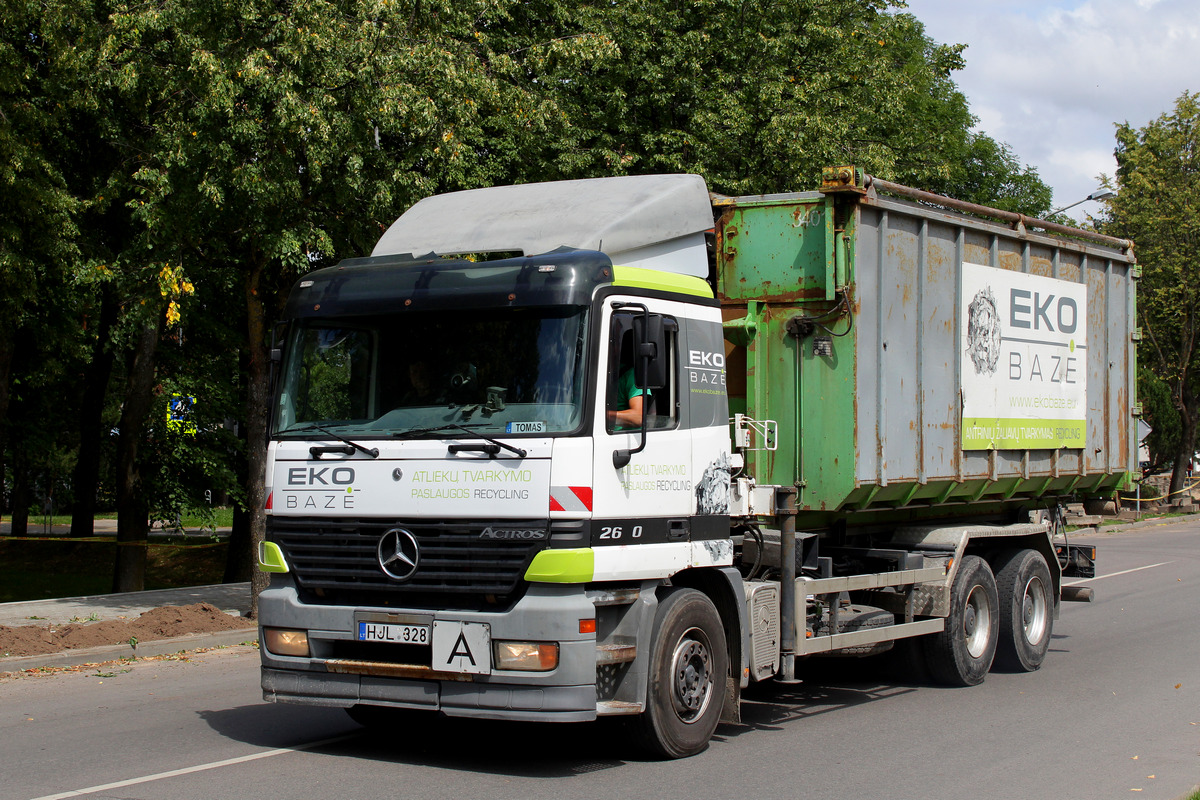 Литва, № HJL 328 — Mercedes-Benz Actros ('1997) 2640