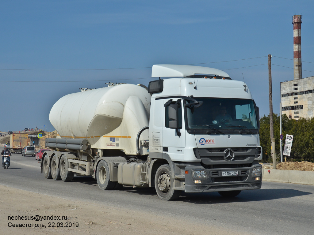 Краснодарский край, № У 210 УО 123 — Mercedes-Benz Actros ('2009) 1844