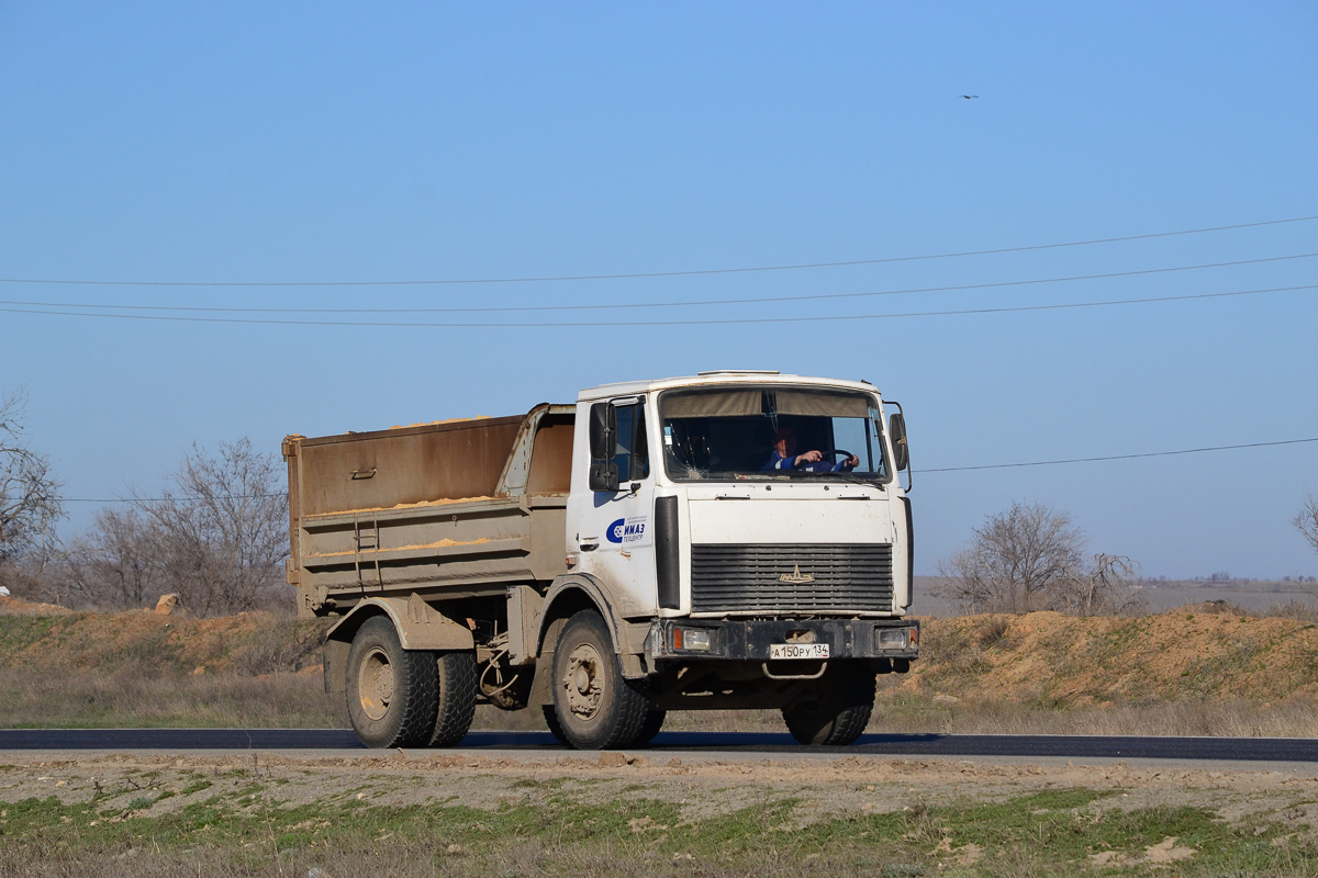 Волгоградская область, № А 150 РУ 134 — МАЗ-555102