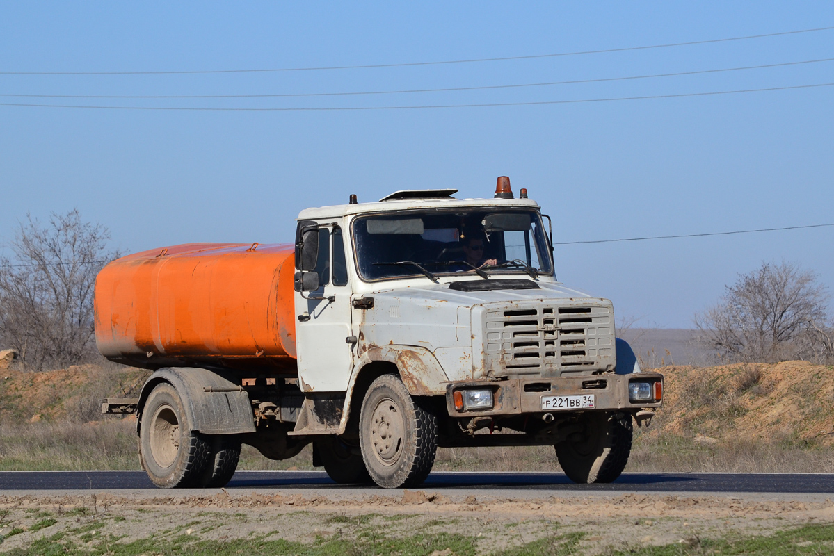 Волгоградская область, № Р 221 ВВ 34 — ЗИЛ-433362