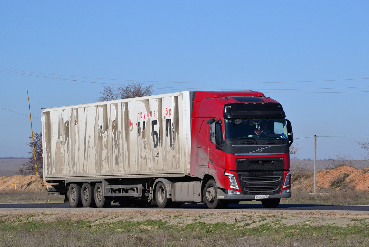 Саратовская область, № А 194 СН 164 — Volvo ('2012) FH.420