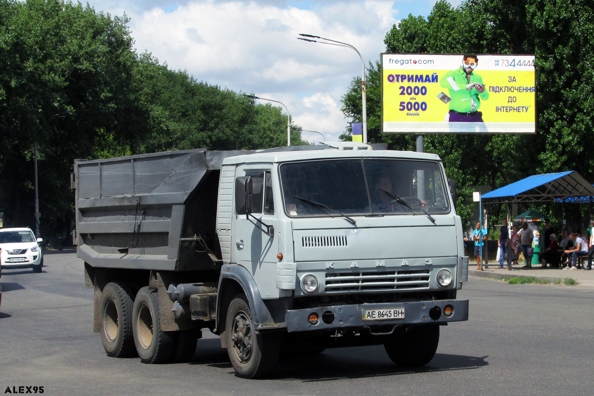 Днепропетровская область, № АЕ 8645 ВН — КамАЗ-5511