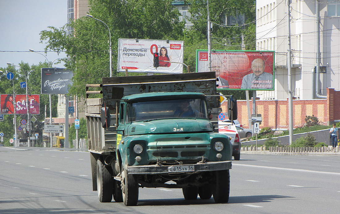 Новосибирская область, № Е 815 УК 54 — ЗИЛ-130 (общая модель)