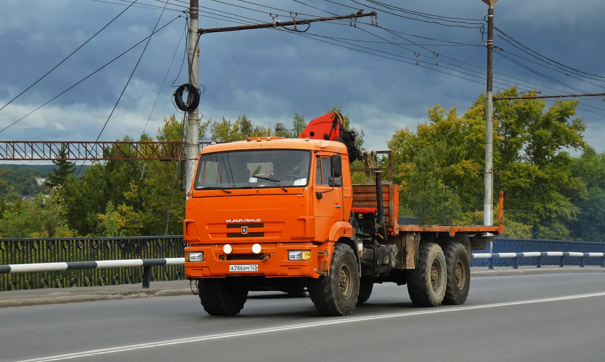 Краснодарский край, № А 786 ВМ 123 — КамАЗ-43118-24