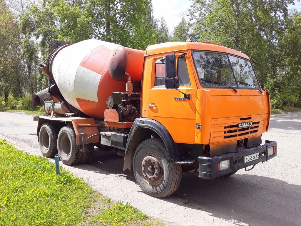 Тверская область, № Е 046 КК 69 — КамАЗ-53229-15 [53229R]