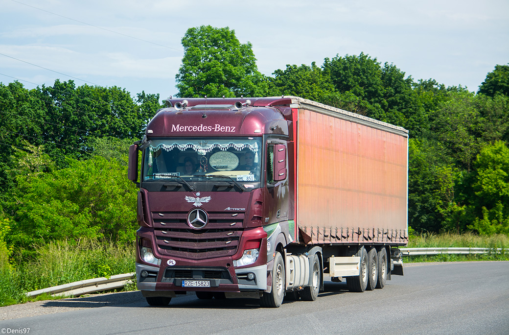 Польша, № RZE 15823 — Mercedes-Benz Actros ('2011) 1845