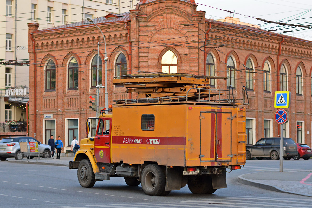 Свердловская область, № Н 909 НР 96 — ЗИЛ-433362