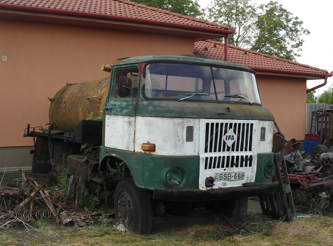 Венгрия, № BSB-688 — IFA W50LA/F