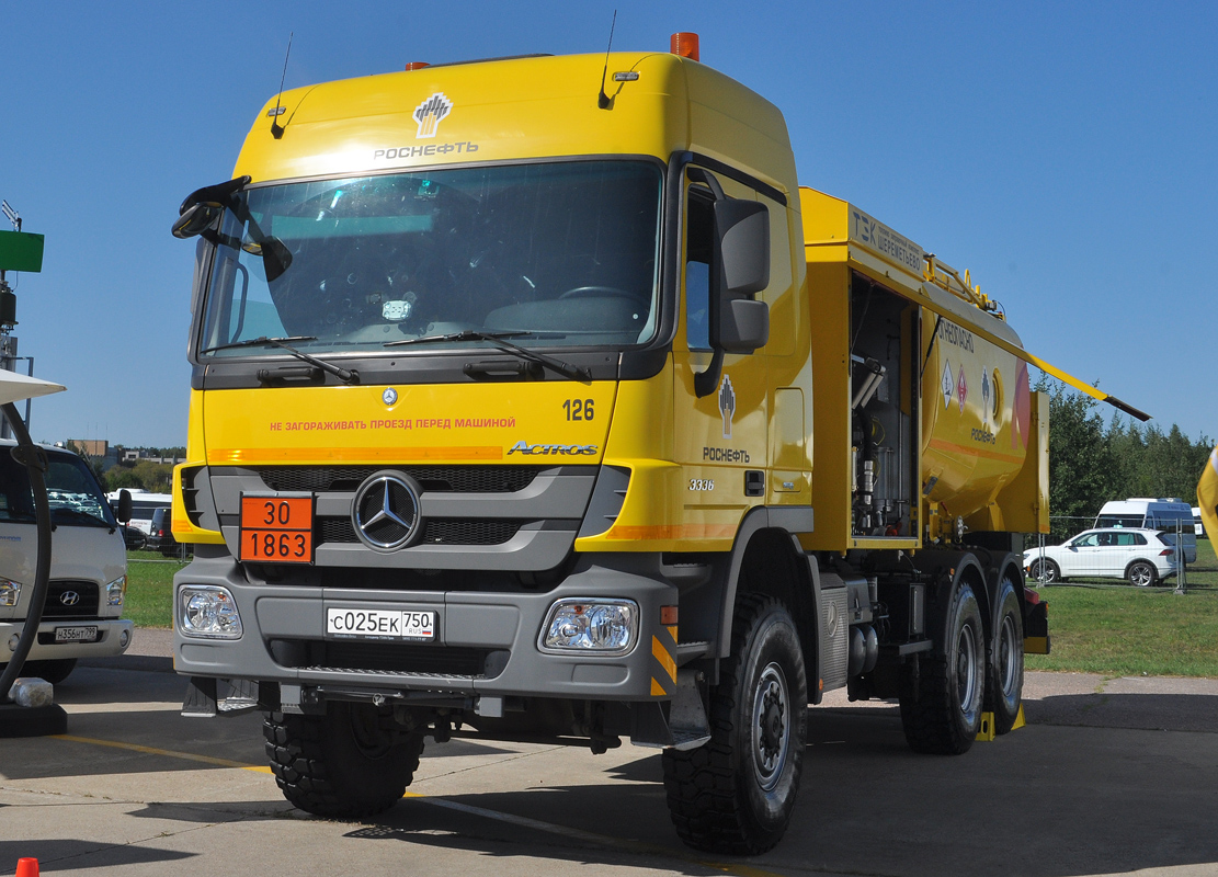 Московская область, № 126 — Mercedes-Benz Actros ('2009) 3336