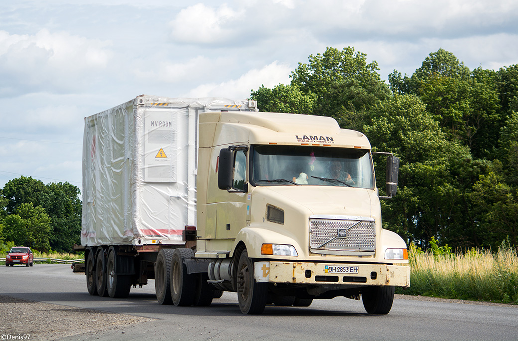 Одесская область, № ВН 2853 ЕН — Volvo VNL610