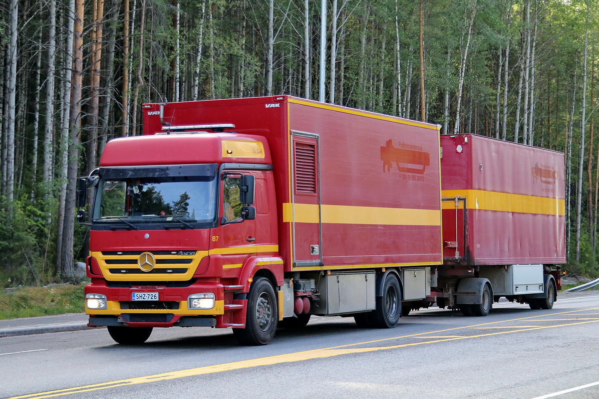 Финляндия, № SHZ-726 — Mercedes-Benz Axor (общ.м)