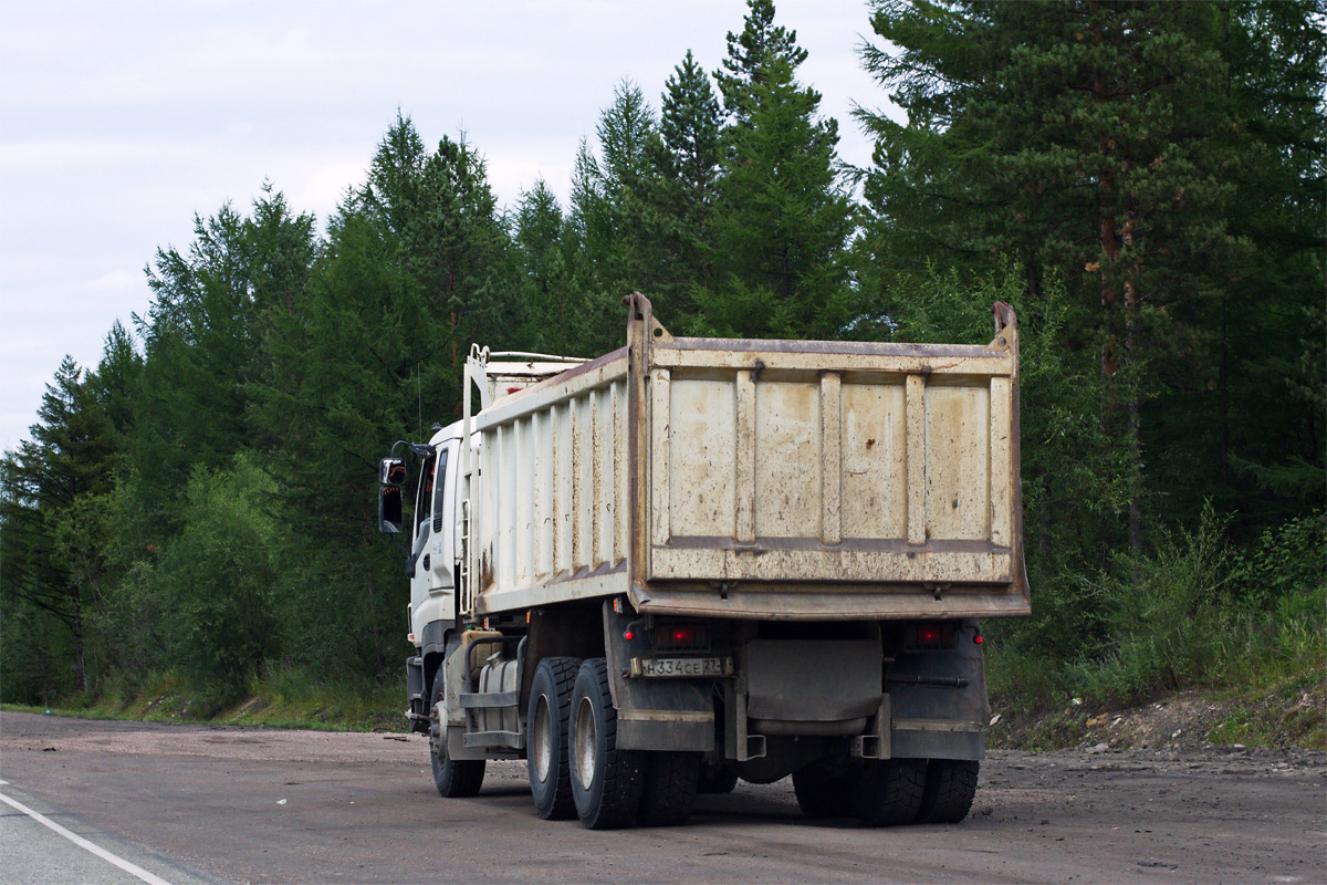 Хабаровский край, № Н 334 СЕ 27 — Isuzu Giga (общая модель)