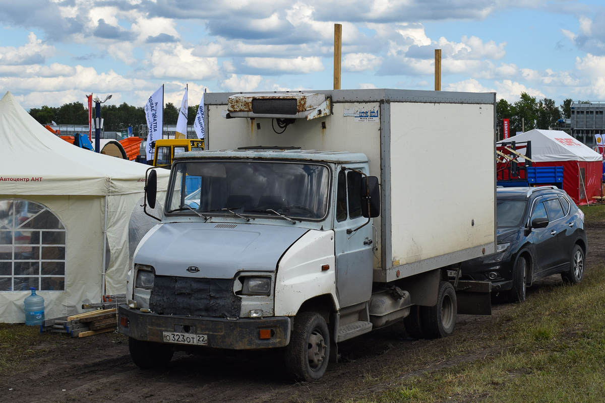 Алтайский край, № О 323 ОТ 22 — ЗИЛ-5301БО "Бычок"