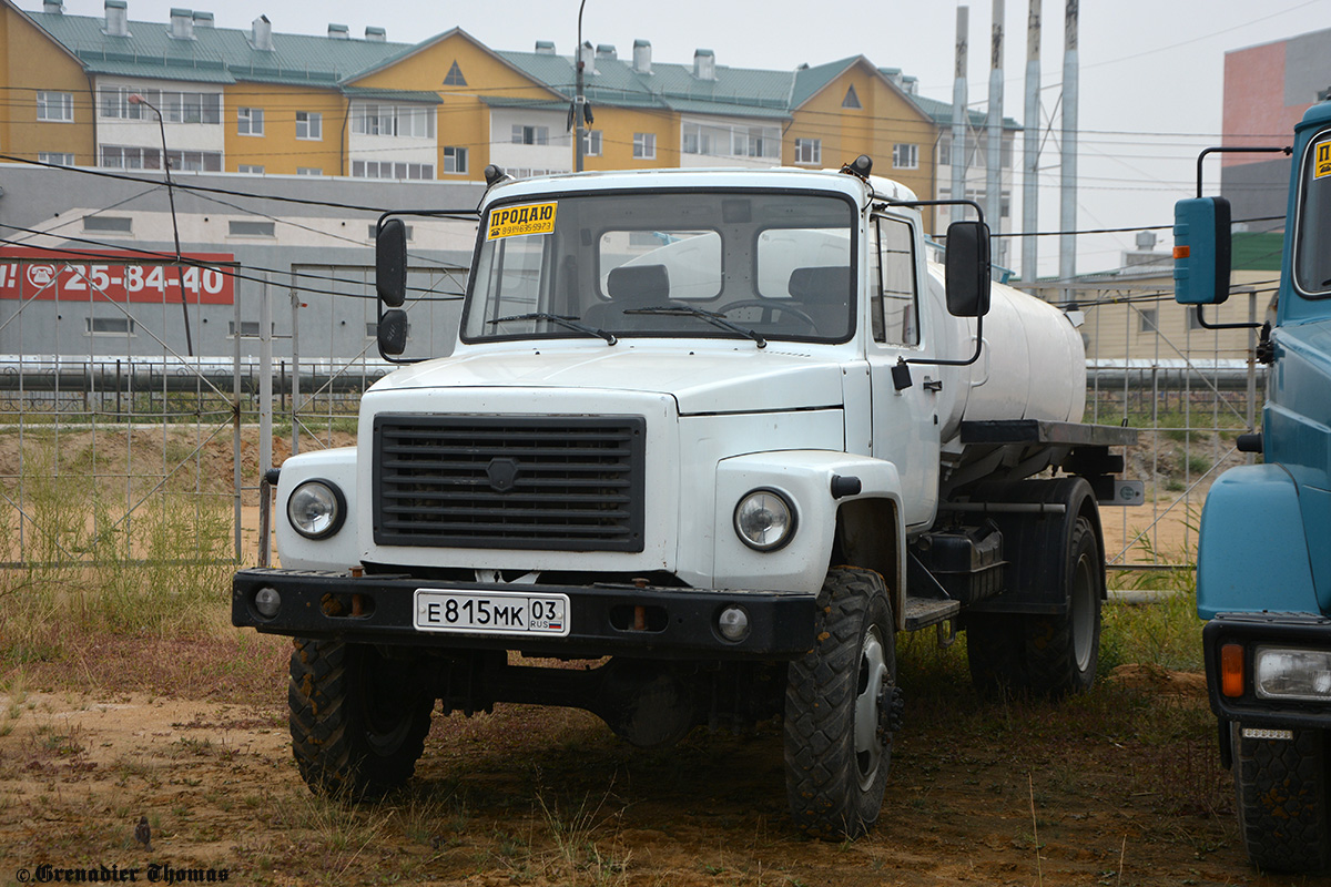 Саха (Якутия), № Е 815 МК 03 — ГАЗ-33086 «Земляк»