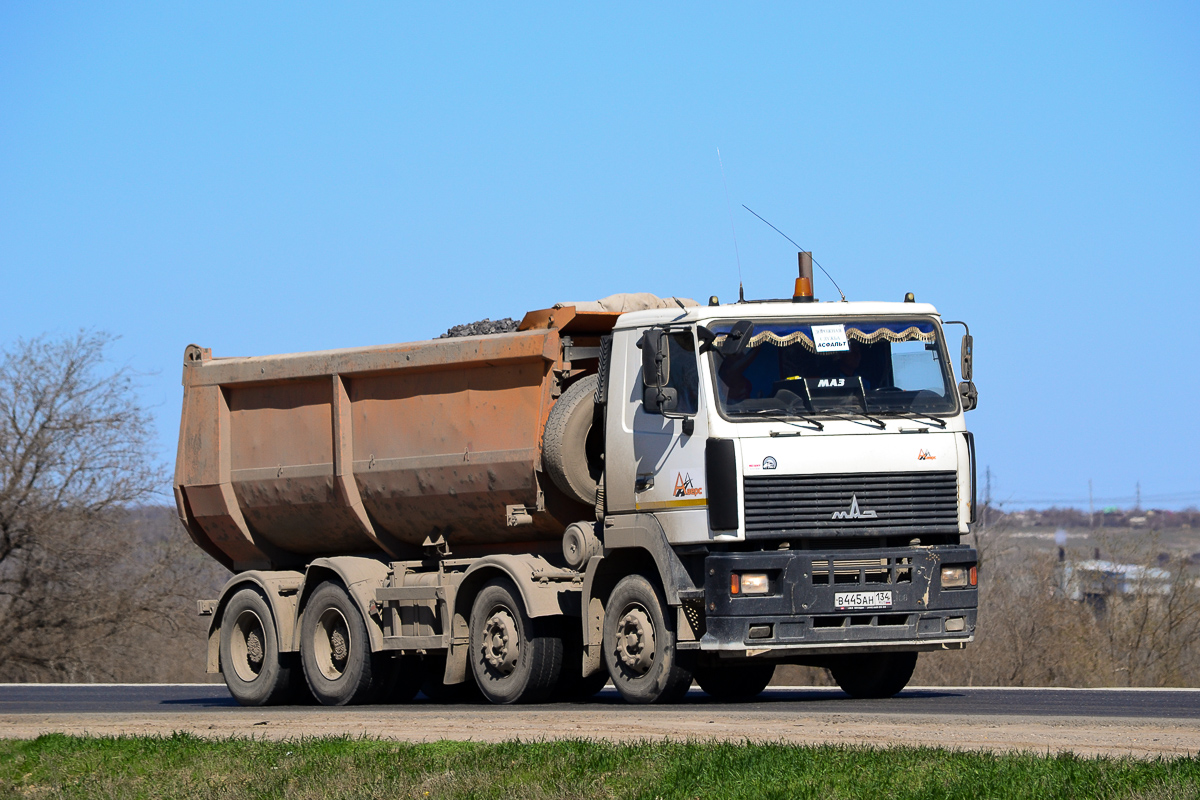 Волгоградская область, № В 445 АН 134 — МАЗ-6516B9